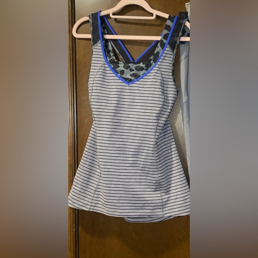#54 Lululemon Set Super Sport Tank/Pant Sz 6
Parallel Stripe Heathered Slate Blk - Picture 5 of 11